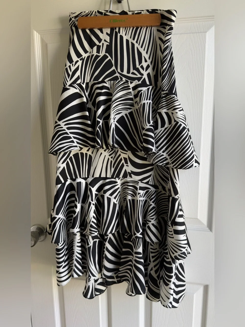 River Island High-waisted Black & White Printed Tiered Midi Skirt